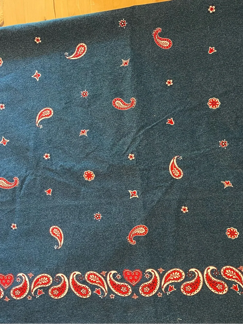 VINTAGE DAISY KINGDOM 100% cotton Bandana basics Paisley Border Fabric 2 Yards